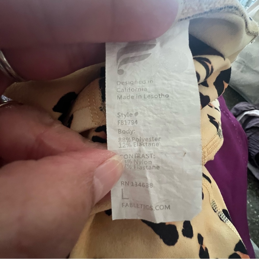 Fabletics Define PowerHold Super High-Waisted 7/8 Legging Yoga Pilates Workout - Picture 8 of 8